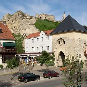 Bed & Breakfast De La Ruïne, Valkenburg aan de Geul